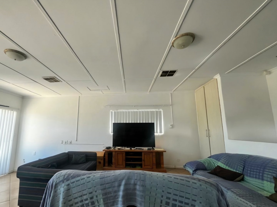 5 Bedroom Property for Sale in Blydeville Northern Cape
